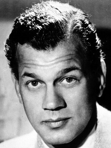 Joseph Cotten Headshot