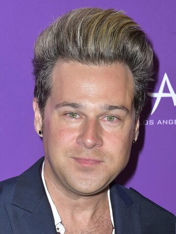 Ryan Cabrera Headshot