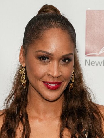 Nikki Crawford Headshot