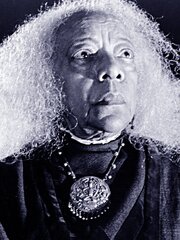 Zara Cully