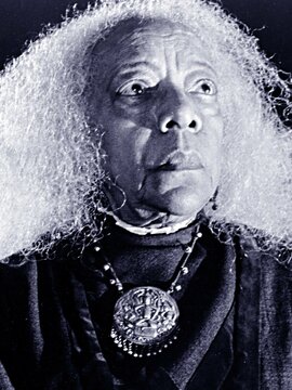 Zara Cully