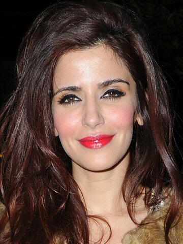 Shivaani Ghai Headshot