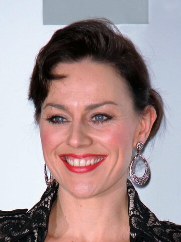 Jill Halfpenny headshot
