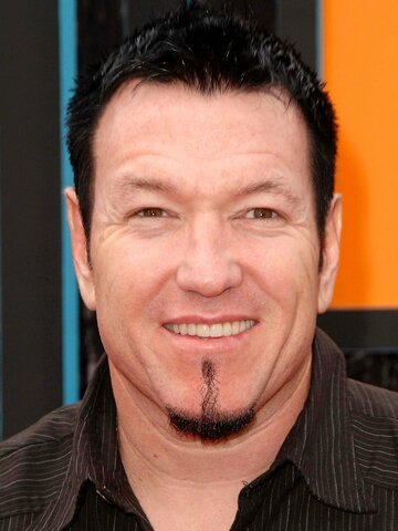 Steve Harwell Headshot