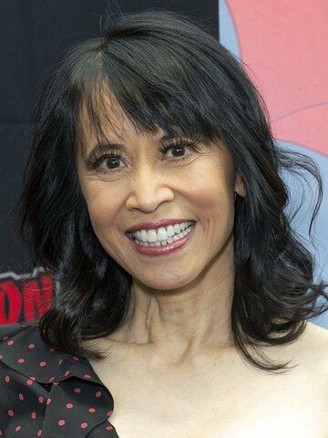 Lauren Tom Headshot