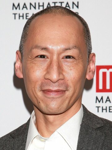 Francis Jue Headshot