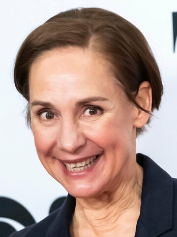 Laurie Metcalf Headshot