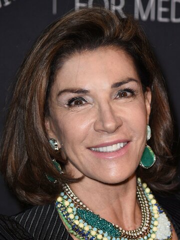 Hilary Farr Headshot