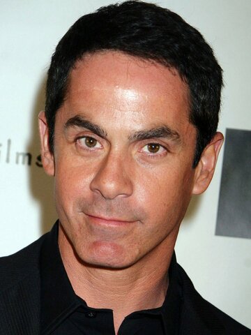 Robert Maschio Headshot
