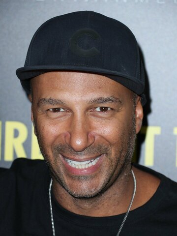 Tom Morello Headshot