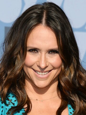 Jennifer Love Hewitt Headshot