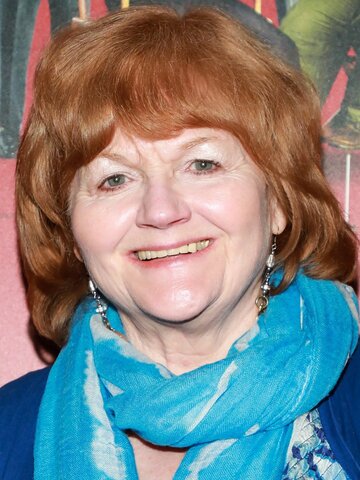 Lesley Nicol Headshot