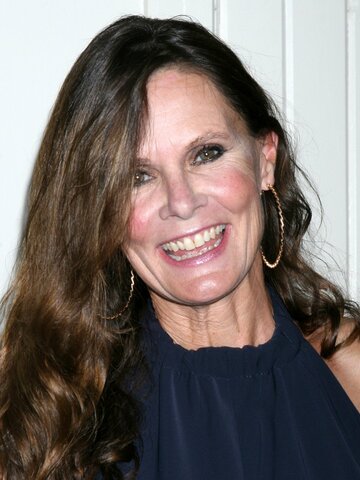 Lynn Herring Headshot
