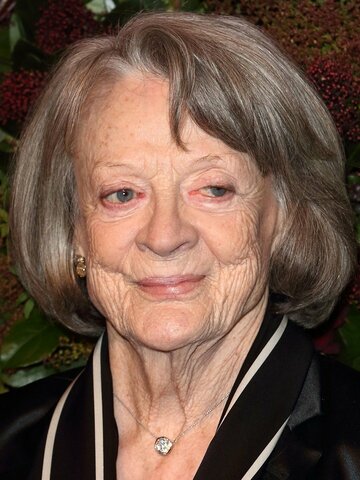 Maggie Smith Headshot