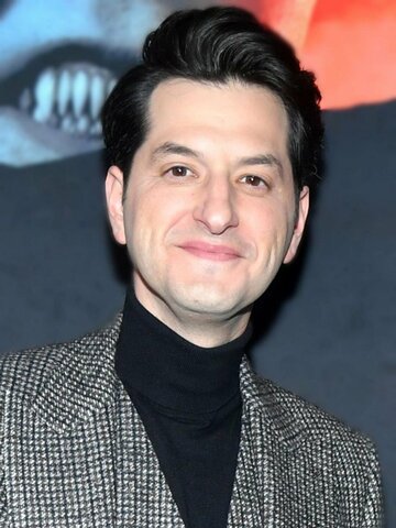 Ben Schwartz Headshot