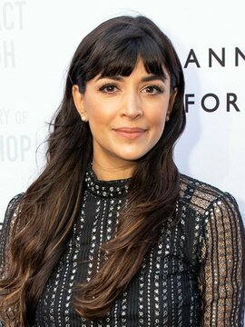 Hannah Simone