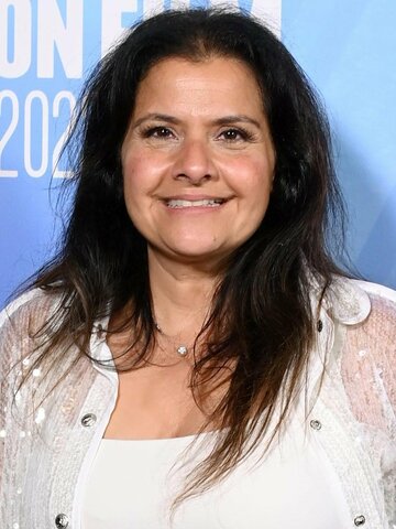 Nina Wadia Headshot
