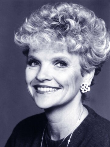 Maureen Arthur Headshot