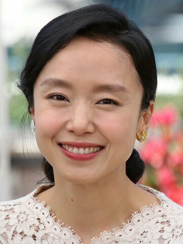 Jeon Do-yeon Headshot