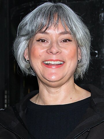 Meg Tilly Headshot