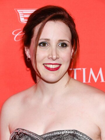 Dylan Farrow Headshot