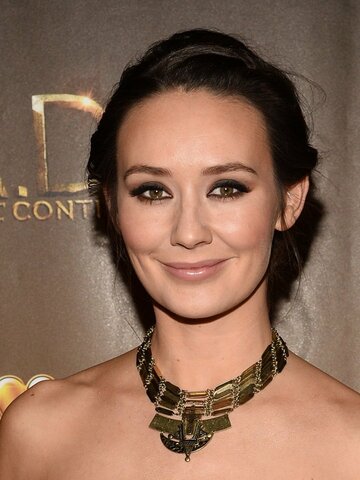 Claire Cooper Headshot