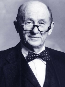 Milton Selzer