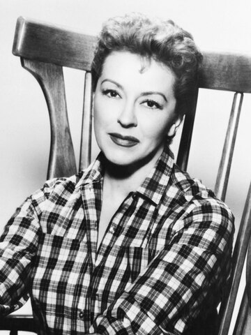 Nancy Kelly Headshot