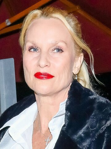 Nicollette Sheridan Headshot
