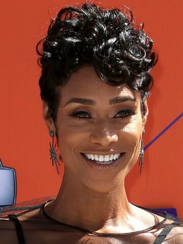 Tami Roman Headshot