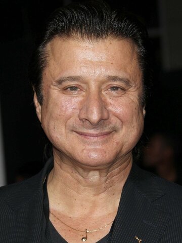 Steve Perry Headshot
