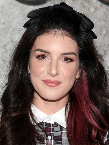 Shenae Grimes-Beech Headshot