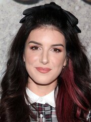 Shenae Grimes