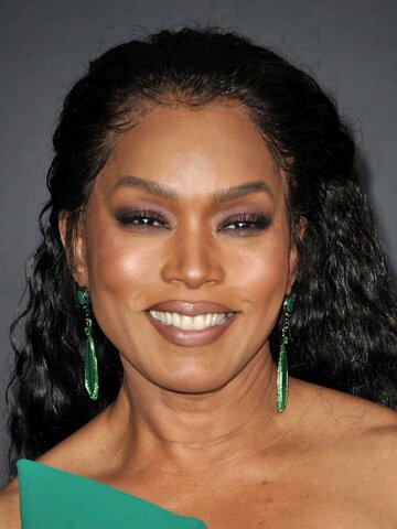Angela Bassett Headshot