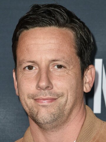 Ross McCall Headshot