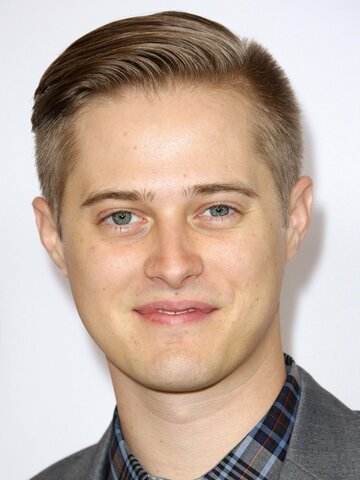 Lucas Grabeel Headshot