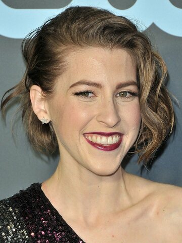 Eden Sher Headshot