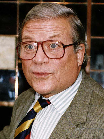 Oliver Reed Headshot