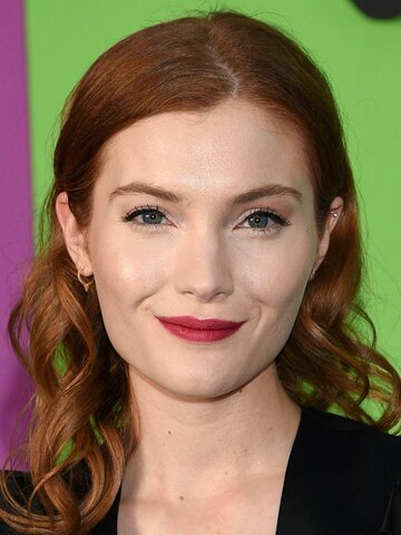 Skyler Samuels Headshot
