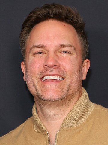 Scott Porter Headshot