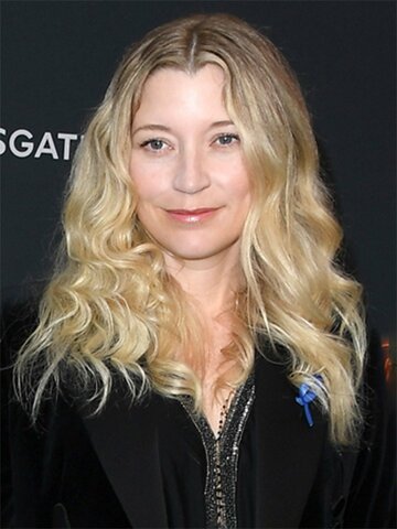 Sarah Roemer Headshot
