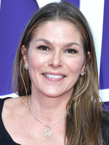 Paige Turco Headshot