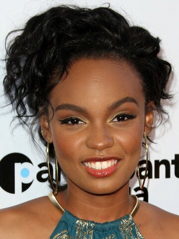 Sierra McClain Headshot