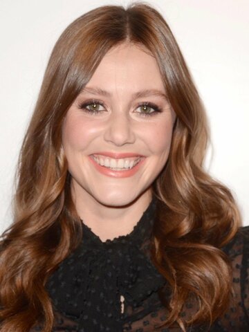 Julianna Guill Headshot