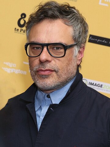 Jemaine Clement Headshot