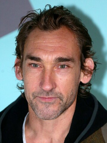 Joseph Mawle Headshot