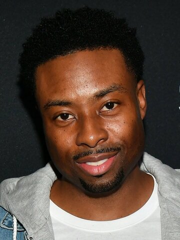 Justin Hires Headshot