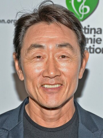 Huh Joon-ho Headshot