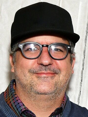 Dana Snyder Headshot