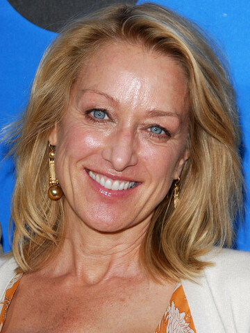 Patricia Wettig Headshot